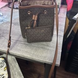 Small Authentic Michael Kors Bucket Handbag