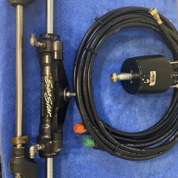 Seastar 1.7 Helm and Ram Hydraulic Steering Boat