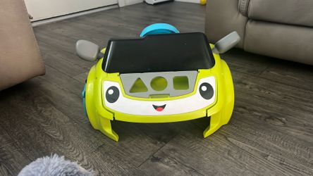 Toy car