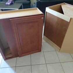 2 cabinet top 1 baton