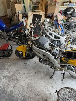 2003 Suzuki sv650 part out 