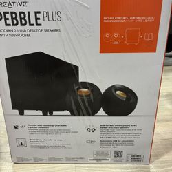 Creative Pebble Plus With Bass