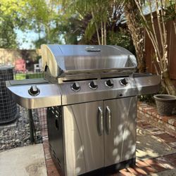 🔥 BBQ Grill – Clean & Working – Just Needs a Match to Light!