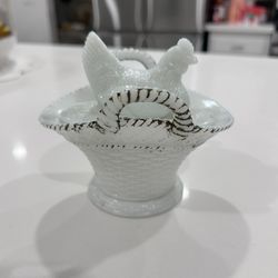 Vintage Westmoreland Milk Glass Hen on Nest Basket Dish