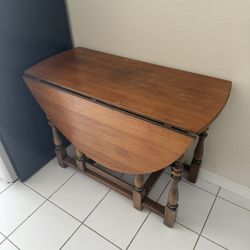 19 century drop leaf table +3 chairs