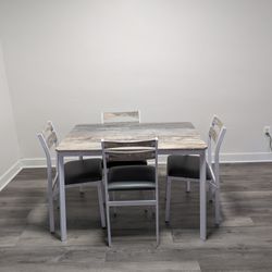Grey Patterned Dinner Table w/ Chairs