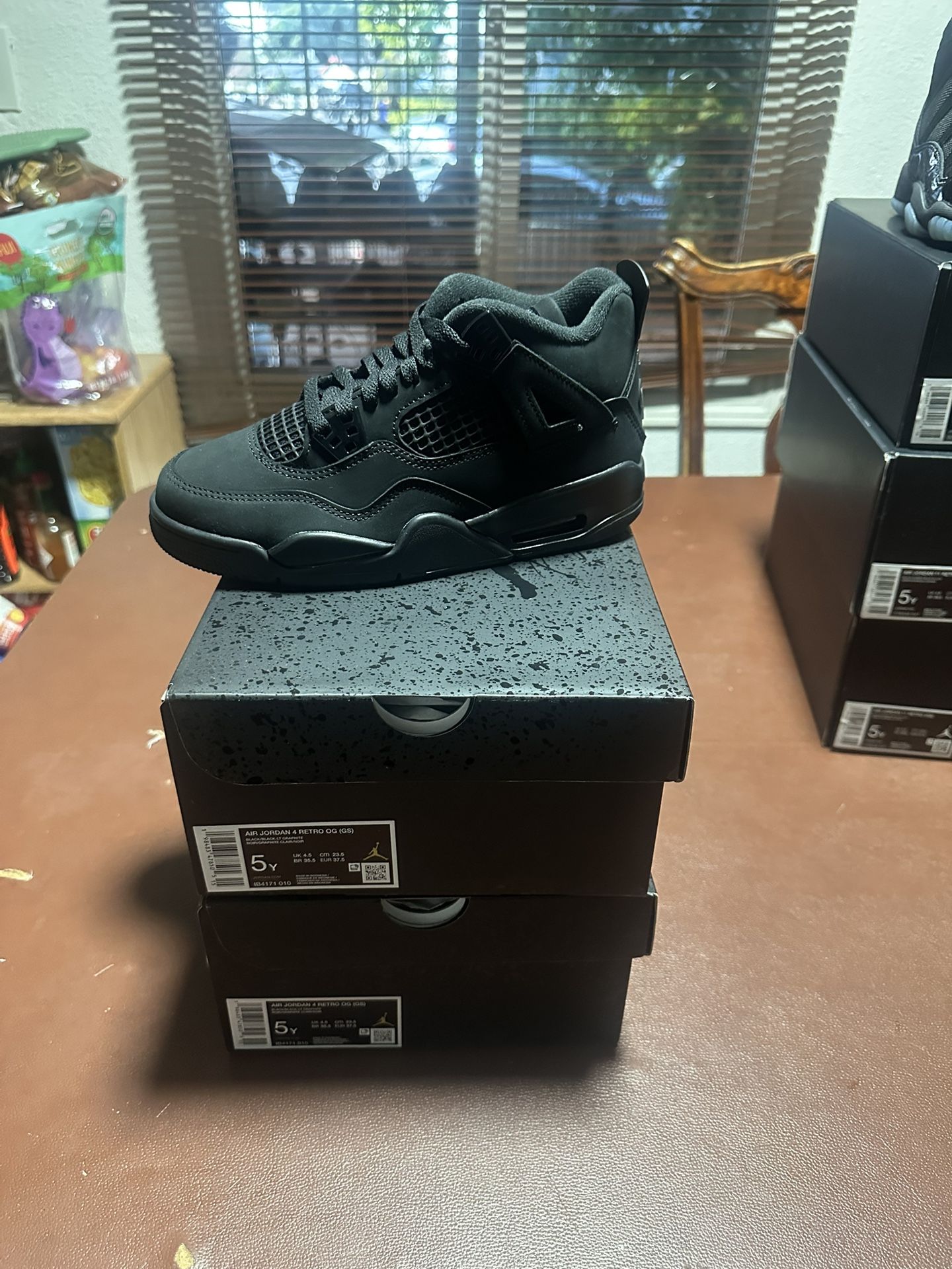 Air Jordan 4 Black Cats 