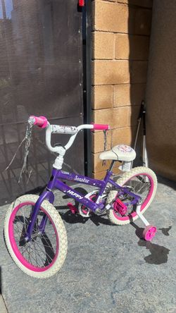 Huffy Sea Star Kids’ Bike with Training Wheels