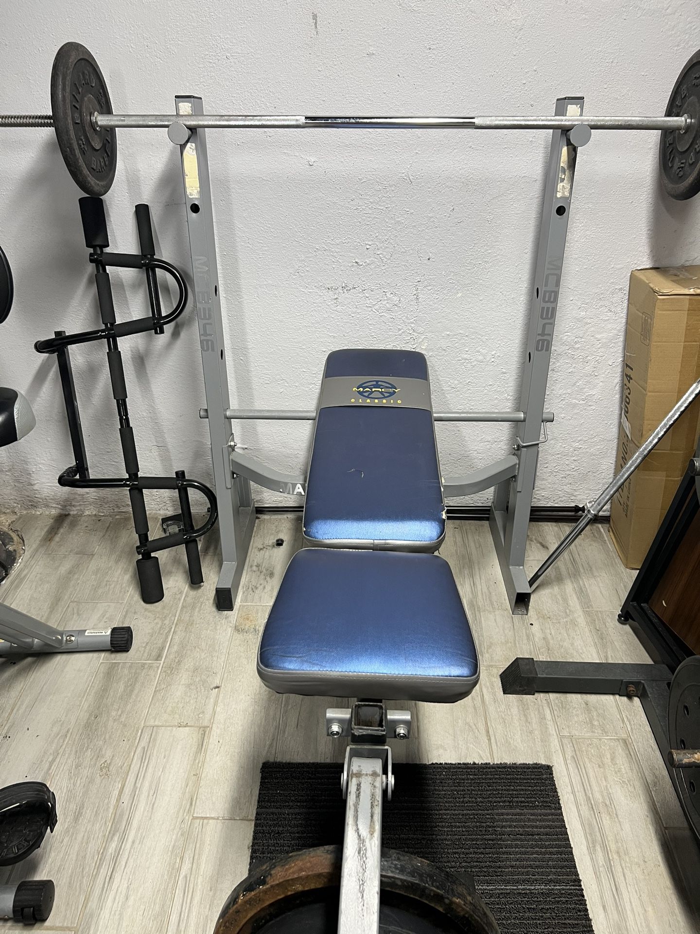 Weight Bench