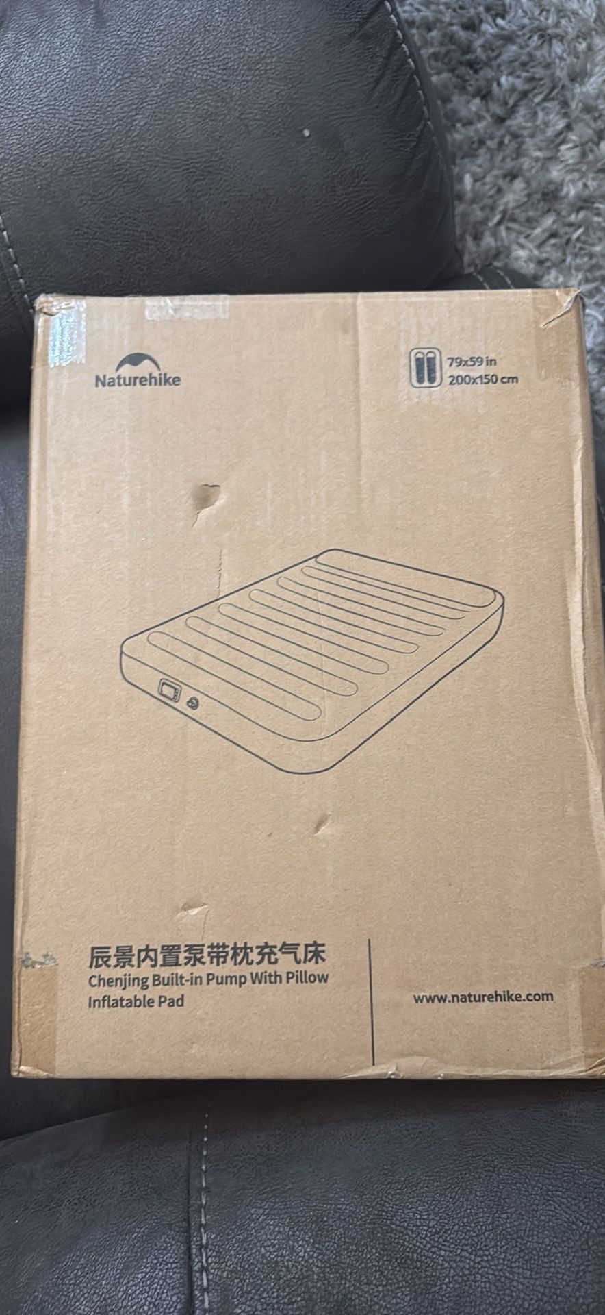 Naturehike Chenjing Built in Pump with Pillow Inflatable Pad.