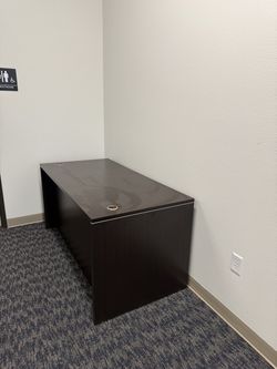 2 Free wooden table!!