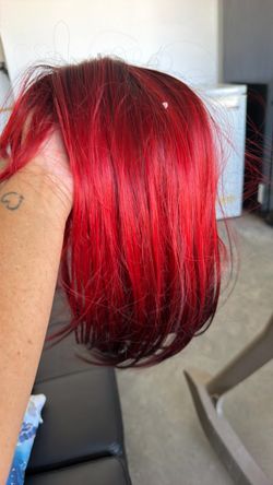 Red/cherry wig, straight hair