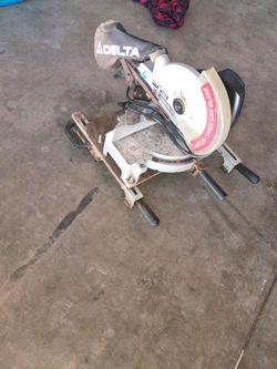 Delta Miter Saw with Carbide-Tipped Blade