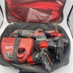 Milwaukee 2531-20 M12 FUEL Orbital Detail Sander bundle