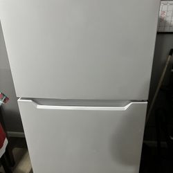Refrigerator/Refrigerador