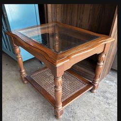 Coffee / End Table
