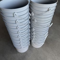 Buckets 