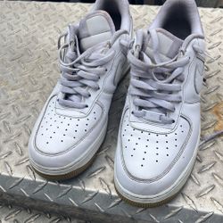 Men’s size 10 Air Force ones