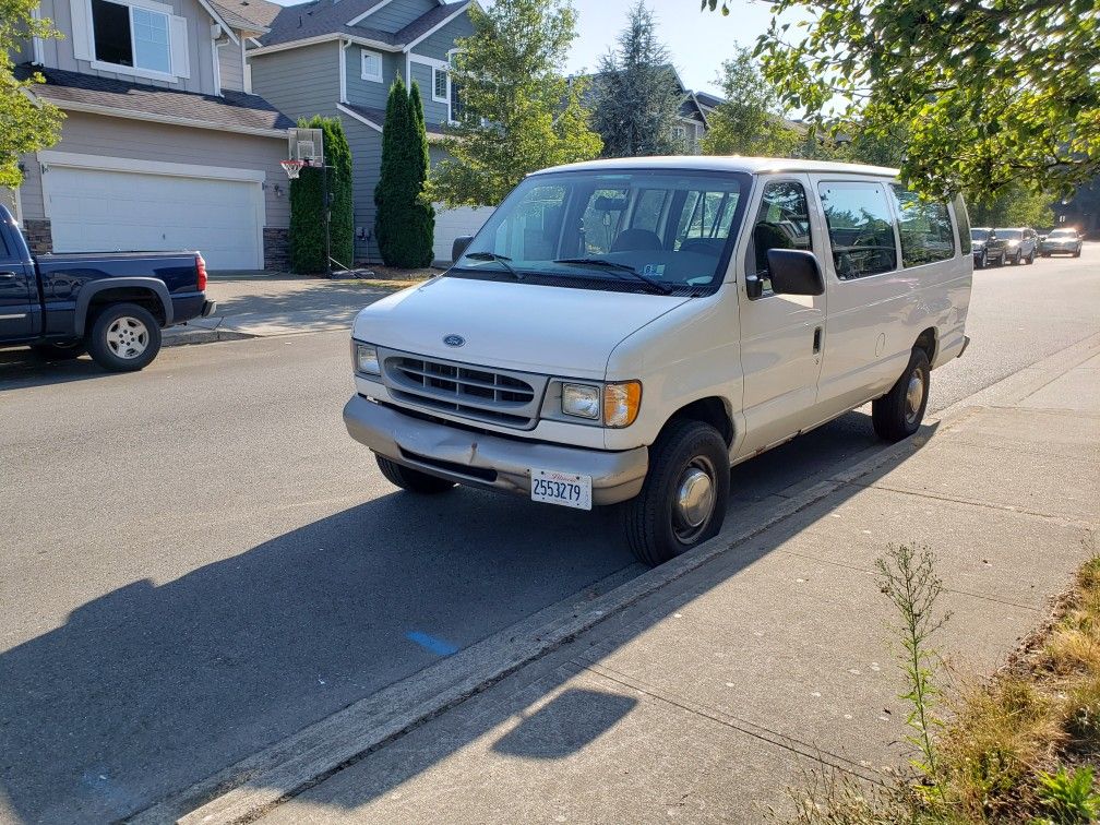 1999 Ford Econoline Cargo