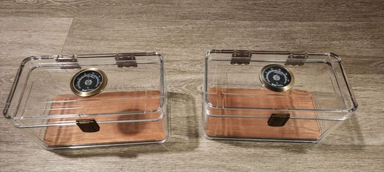 (2) Acrylic Humidors w Hygrometers!!