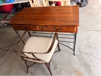 Desk & Chair
