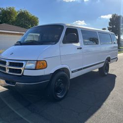 2002 Dodge Ram Van