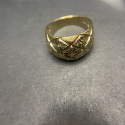 14k Solid Yellow Gold Ring Size 8