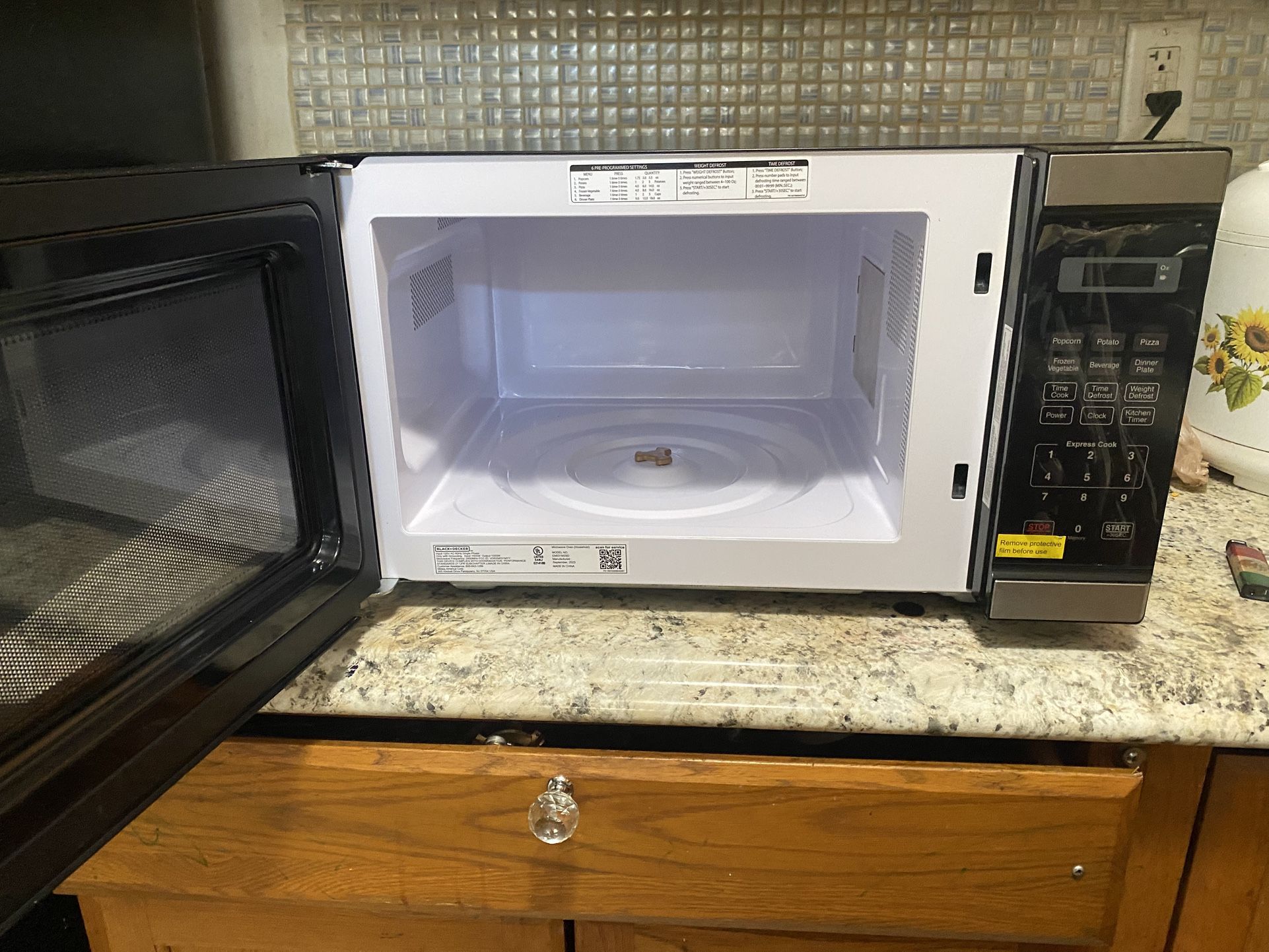 black & decker microwave em031m2sd