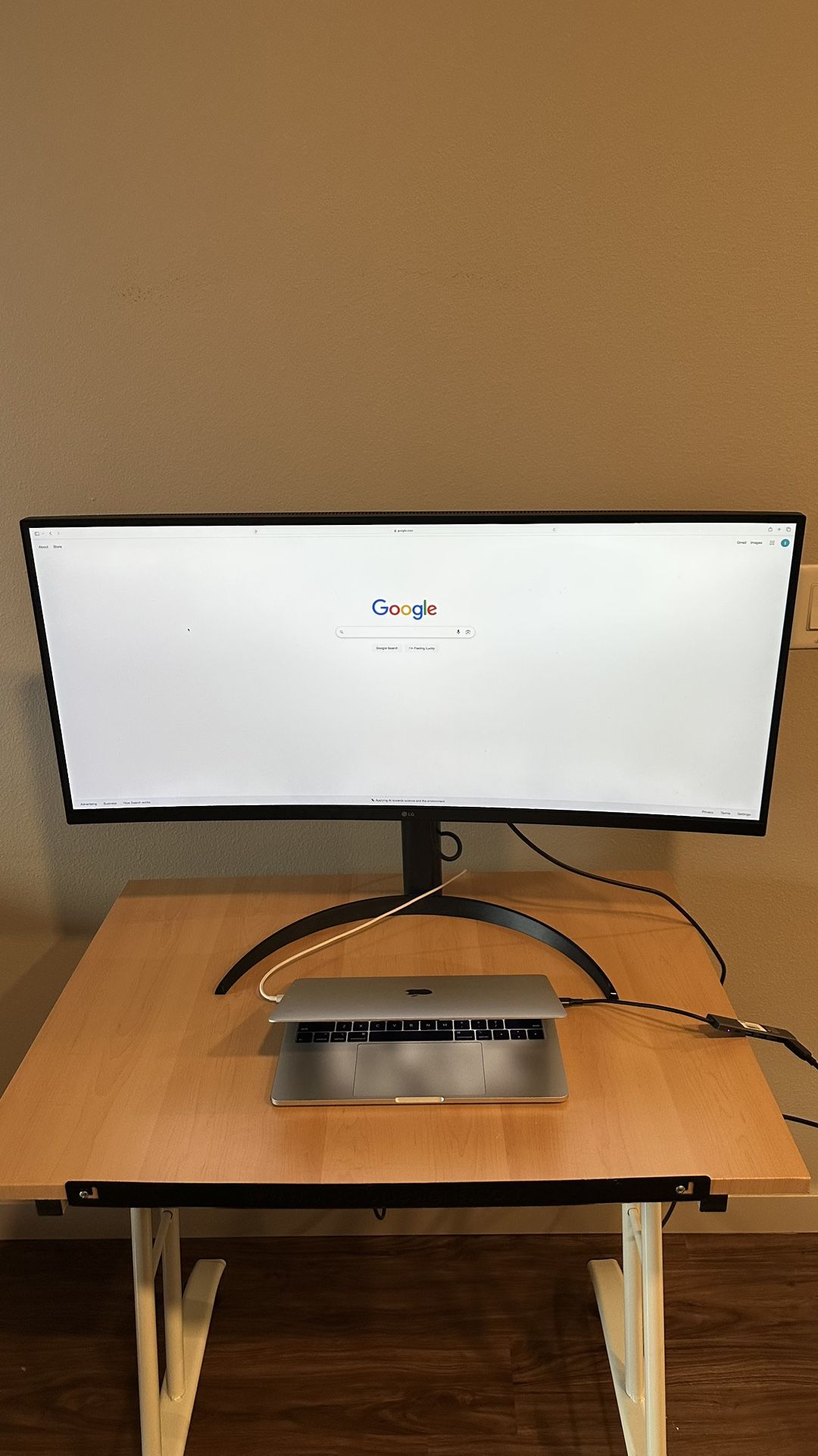 LG UltraWide QHD 34-Inch monitor