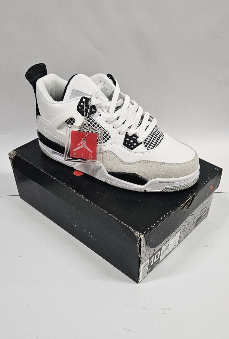 Jordan 4 Retro