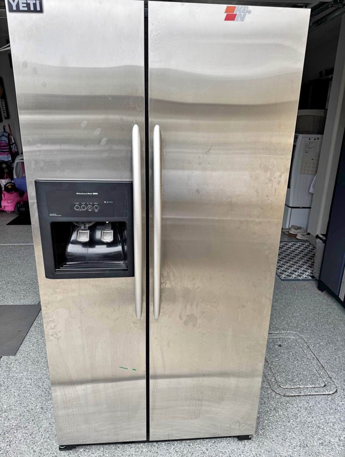 Refrigerator
