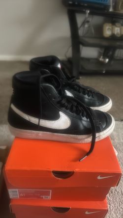 Kid Size 4 Nike
