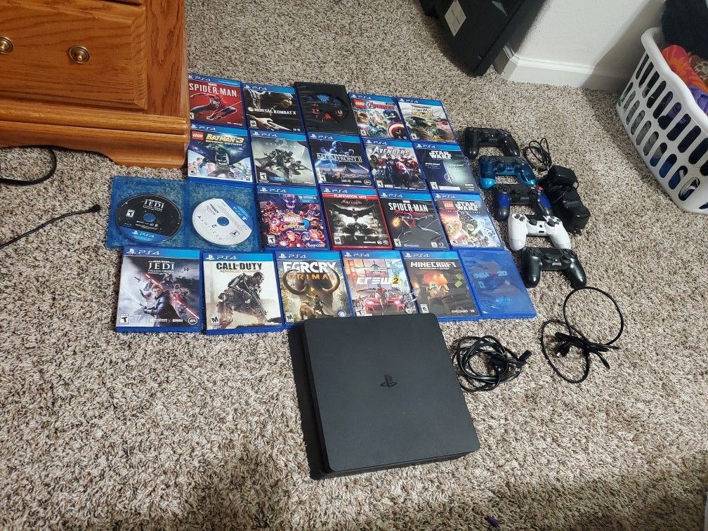 PS4, 22 games, controllers, charger,