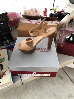 Size 7 sandal
