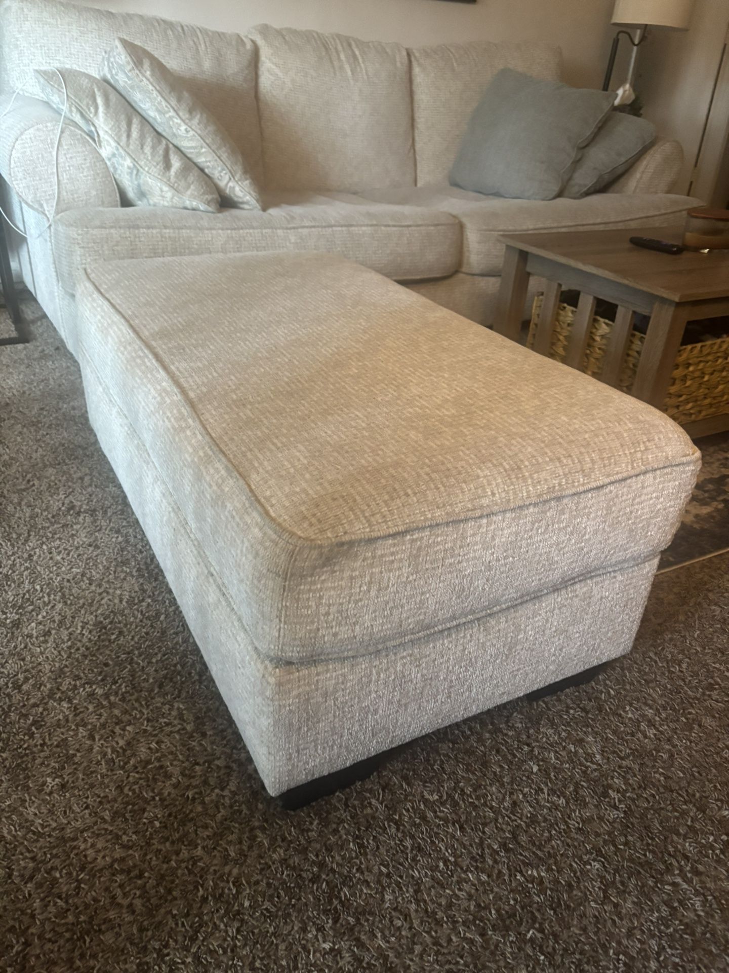 Ottoman - Furniture - Couch