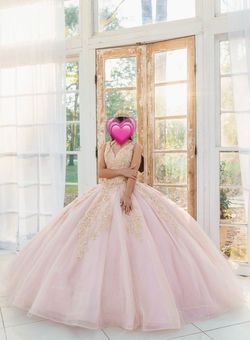 Quinceñera dress
