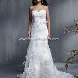 Wedding dress
