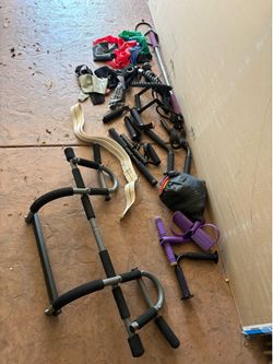 Work out equipment & pull up bar
