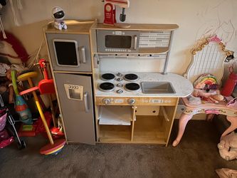 Free Kids Kitchen, As Is