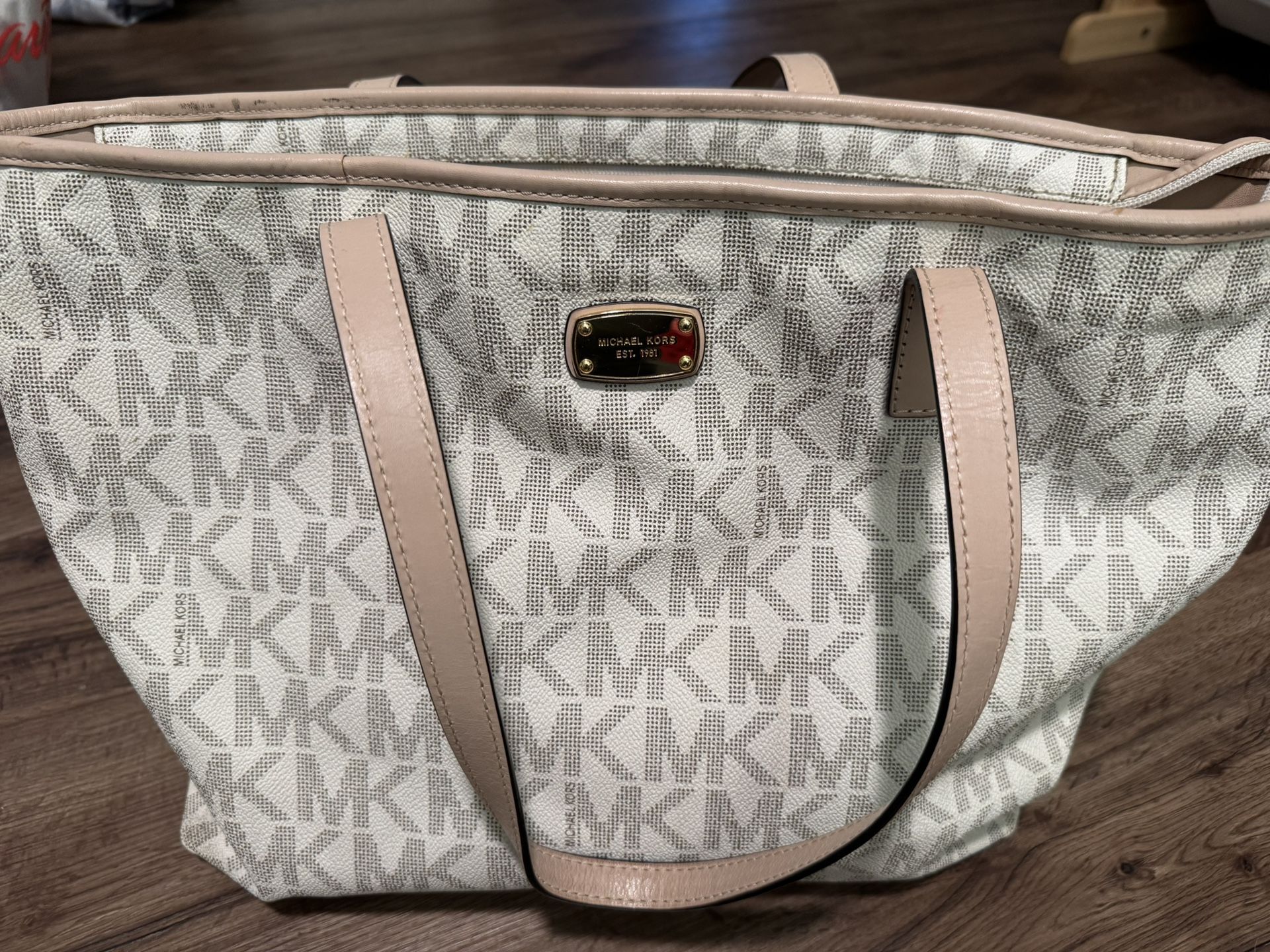 Michael Kors purse
