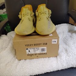 YEEZY BOOST 350 V2  FX9034 MARSH