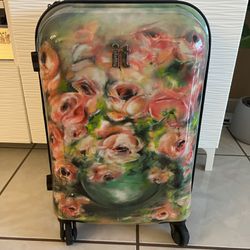 It Floral Small Luggage 21” 
