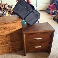 2 x nightstands style dressers