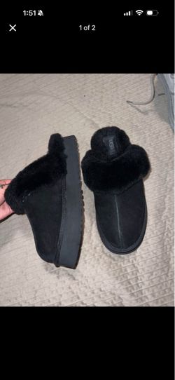 Size 8 woman uggs slippers