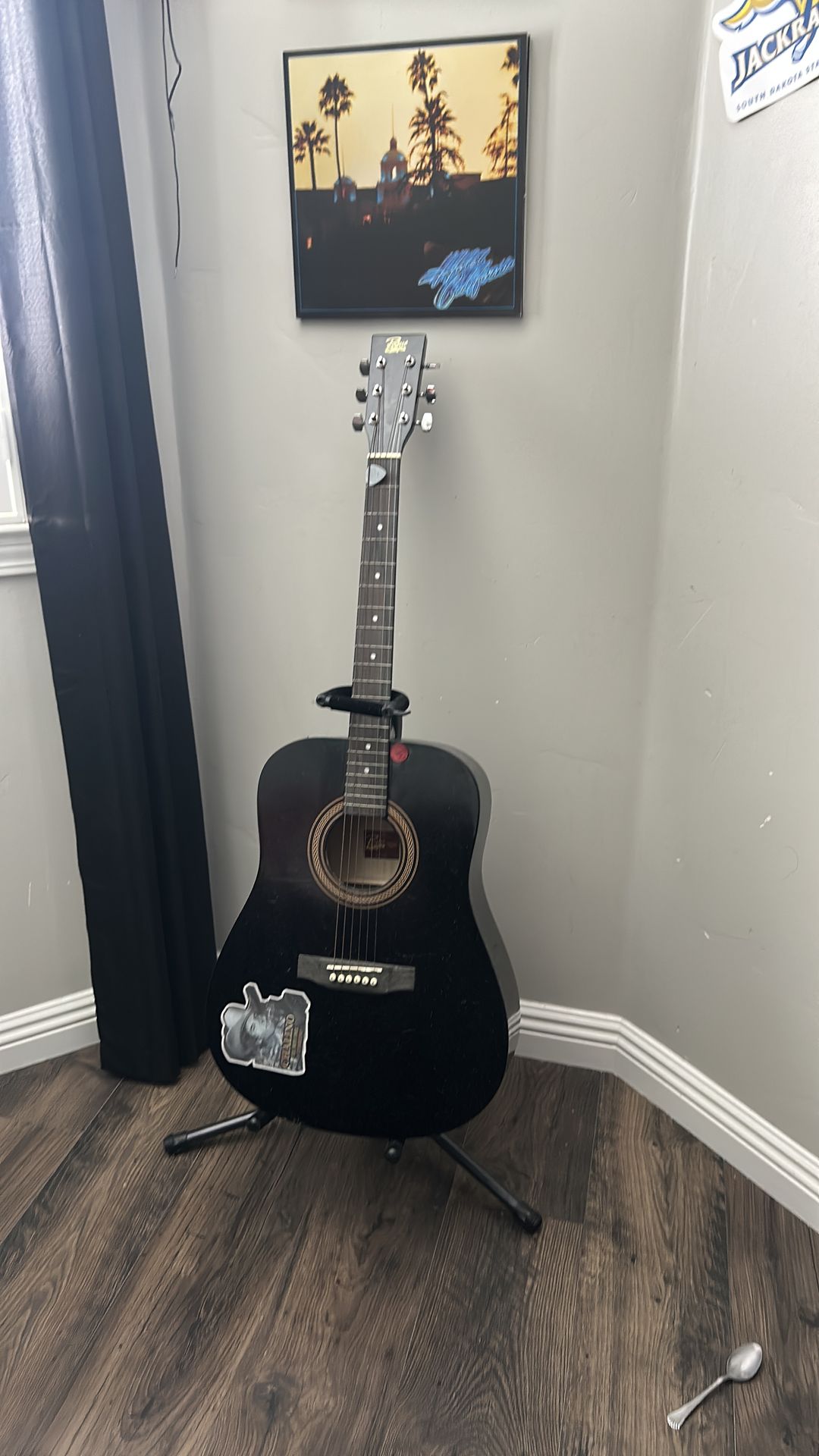 6-String Guitar+Strap