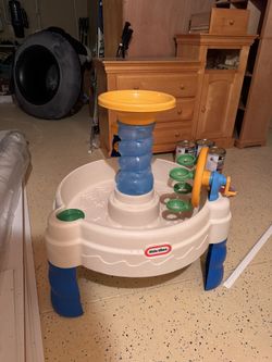 Little Tikes Water Table