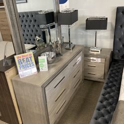 Dresser+Mirror+Nightstand💟 $899