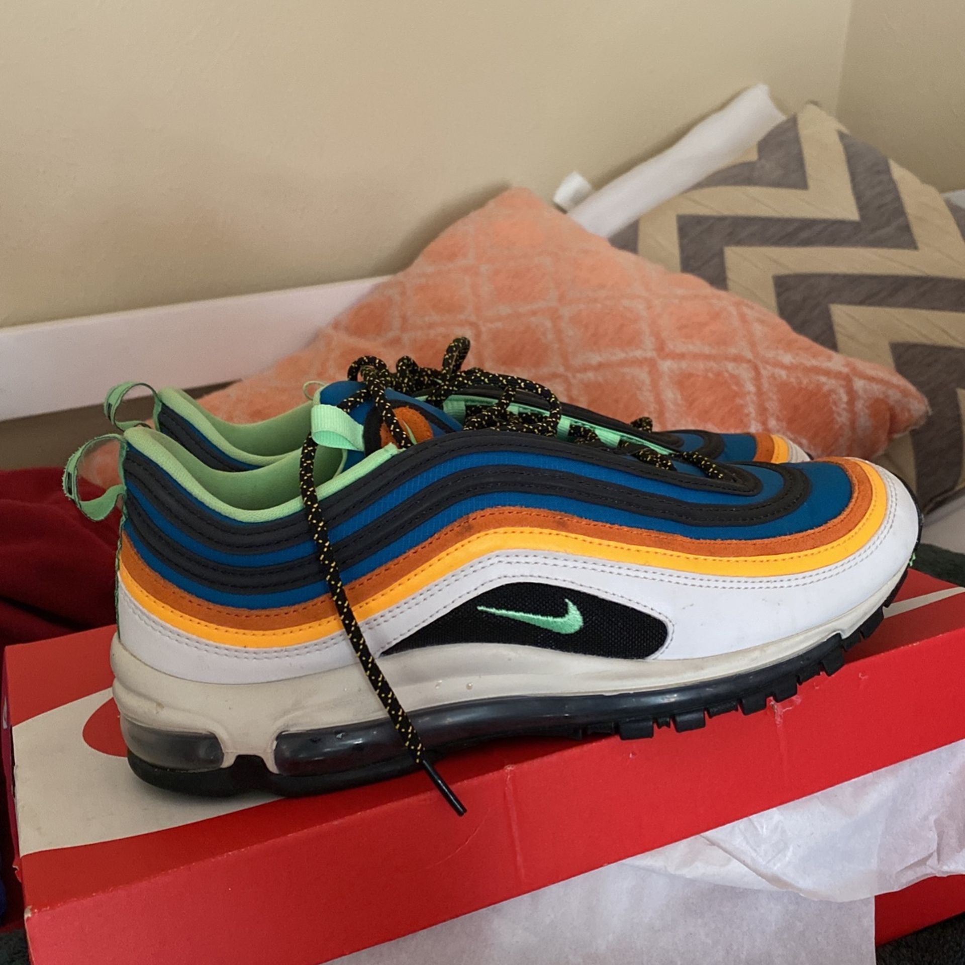 Air max 97 green hotsell and orange