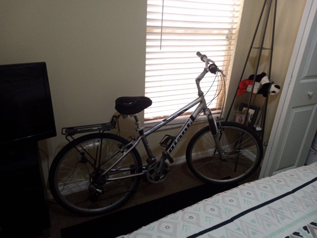 Sedona Giant Dx Bike