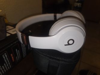 Beats By Dre Headphones With Case $50... O.b.o...